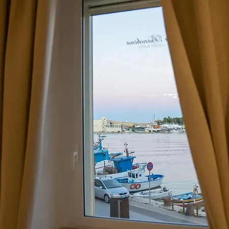 La Banchina Luxury לינה וארוחת בוקר 4*