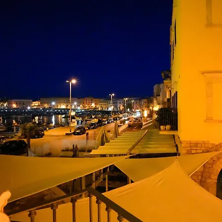 Bed & Breakfast La Banchina Luxury Trani