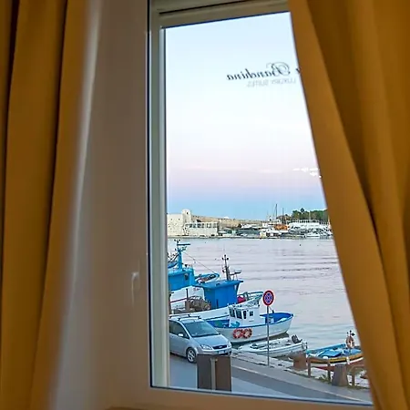 La Banchina Luxury Nocleg ze śniadaniem 4*